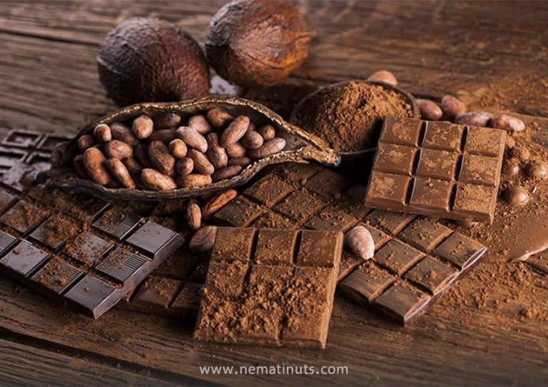 آشنایی با بیش از 10 خواص شکلات برای مردان و زنان و کودکان