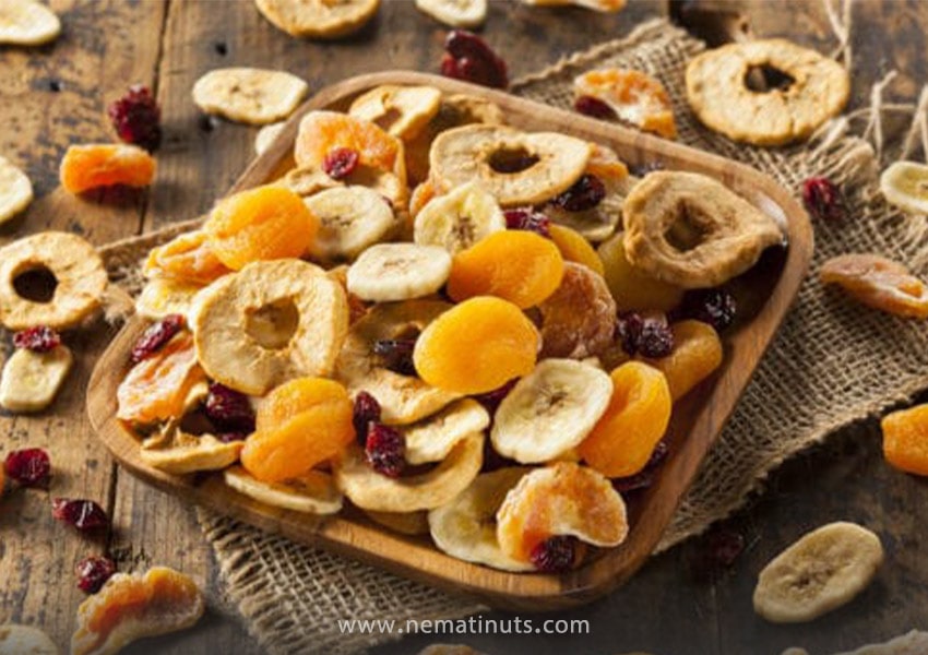 برگه و میوه خشک