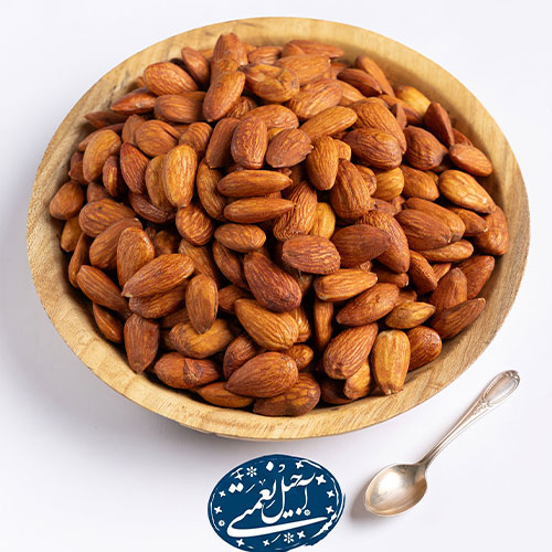 مغز بادام انرژی بخش